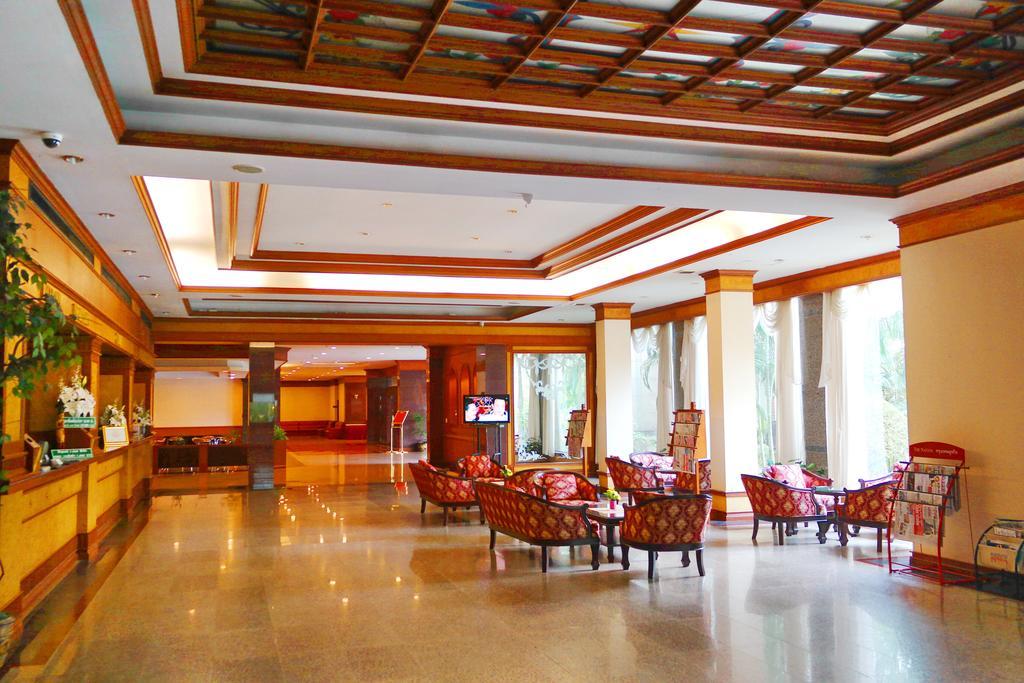 Grand Park Hotel Nakhon Si Thammarat Exterior foto